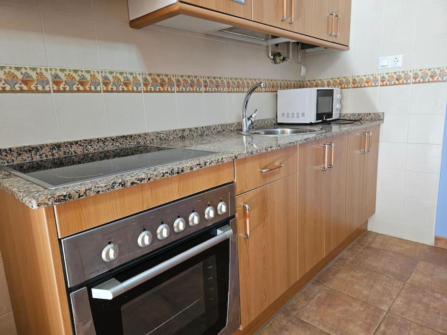 21A02 Coqueto Apartamento Con Garaje フェレチョサ エクステリア 写真