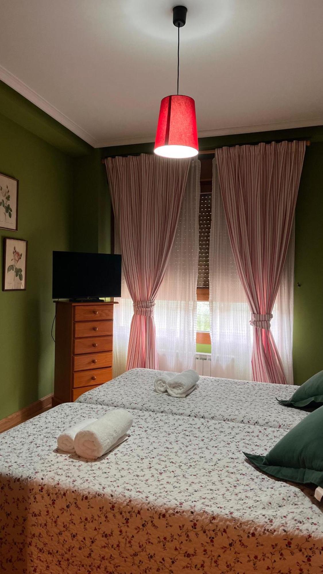 21A02 Coqueto Apartamento Con Garaje フェレチョサ エクステリア 写真